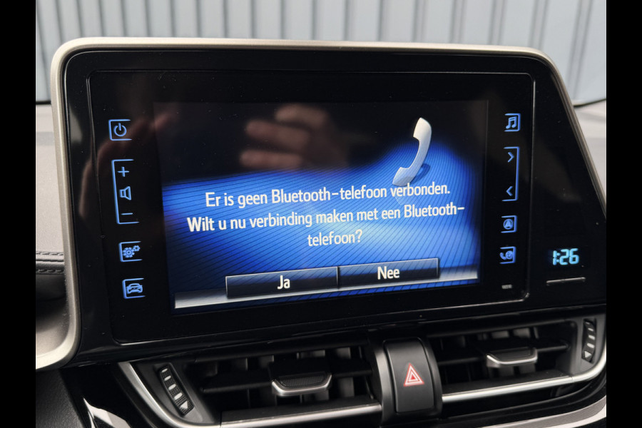 Toyota C-HR 1.8 Hybrid Executive Ultimate | Leder | Blind Spot | Stuur & Stoel verw. | Prijs Rijklaar!!