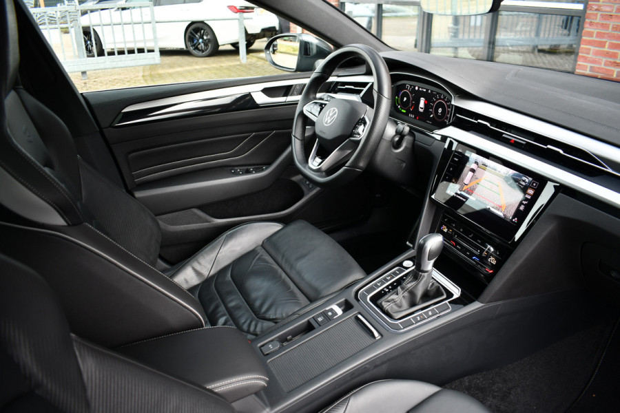 Volkswagen Arteon Shooting Brake 1.4 TSI eHybrid R-Line Pano R-zetels Trekh DCC ACC