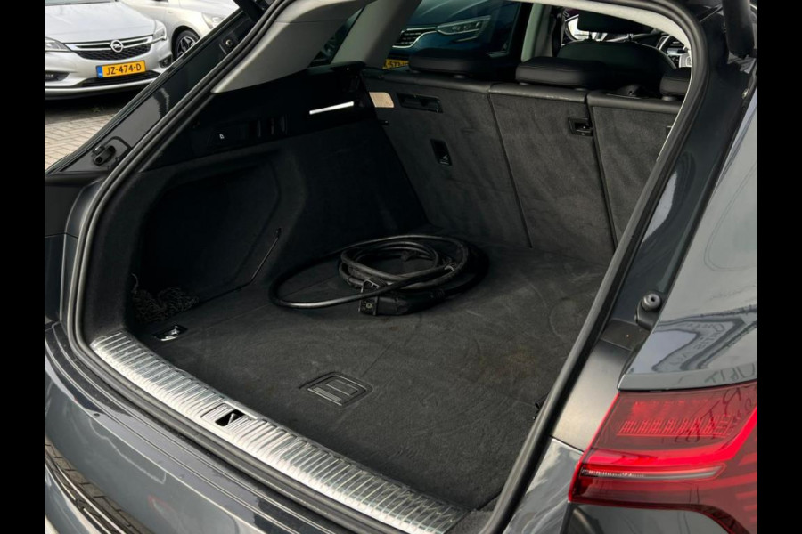 Audi e-tron e-tron 50 quattro Launch edition plus 71 kWh NL-AUTO | PANODAK | SOH 89%