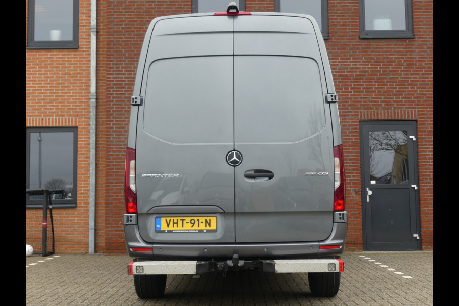Mercedes-Benz Sprinter 315 CDI L2H2 3500KG Trekgewicht LED/Camera/Trekhaak/PDC/Navigatie