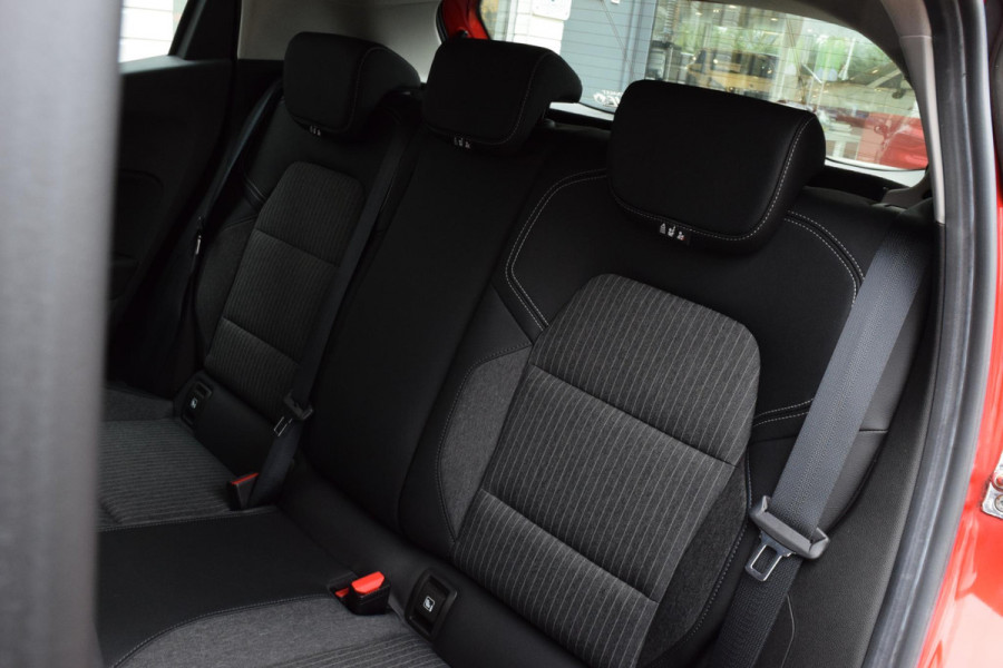 Renault Clio 1.0 TCe Intens|Camera|Carplay|Dealero.h.|