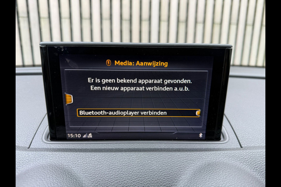 Audi A3 CABRIOLET 35 TFSI /Leer /Nekverwarming /Led /B&O /Camera/ Dealer onderhouden