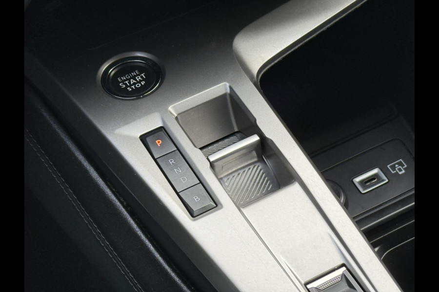 Peugeot 308 SW BWJ 11-2023 | 1.6 HYbrid 180 Allure Pack Bus. | TREKHAAK | LEDER/STOF | CAMERA | CARPLAY | NAVI | STOELVERW | CLIMA