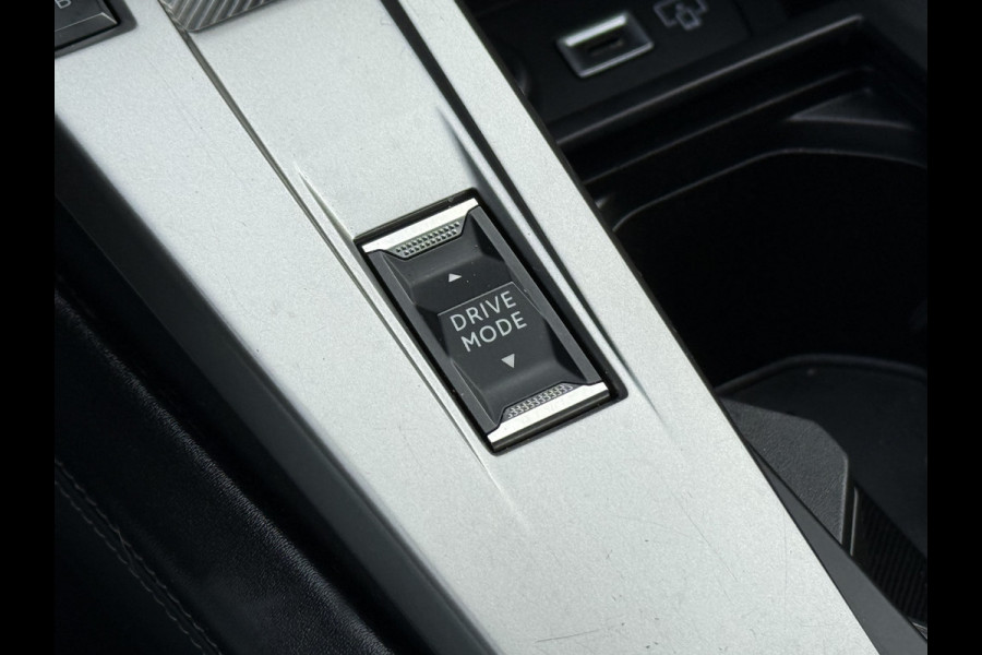 Peugeot 308 SW BWJ 11-2023 | 1.6 HYbrid 180 Allure Pack Bus. | TREKHAAK | LEDER/STOF | CAMERA | CARPLAY | NAVI | STOELVERW | CLIMA