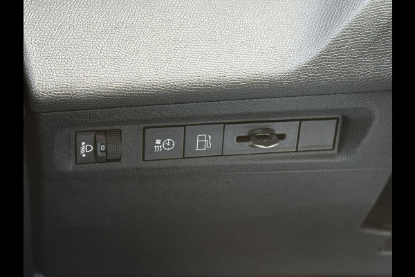Peugeot 308 SW BWJ 11-2023 | 1.6 HYbrid 180 Allure Pack Bus. | TREKHAAK | LEDER/STOF | CAMERA | CARPLAY | NAVI | STOELVERW | CLIMA