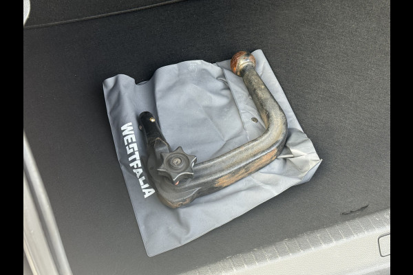 Opel Corsa BWJ 10-2020 | 1.2 101PK GS Line | TREKHAAK | CLIMA | CAMERA A | NAVI | SPORTSTOELEN | CARPLAY | PDC 2X |