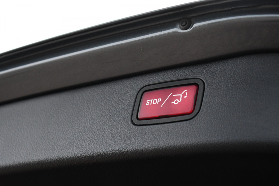 Mercedes-Benz C-Klasse Estate 300 e AMG Line Pano Trekh Distronic Night 360-cam