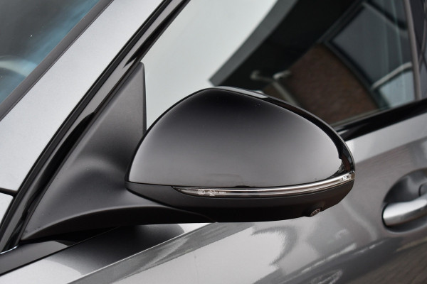 Mercedes-Benz C-Klasse Estate 300 e AMG Line Pano Trekh Distronic Night 360-cam