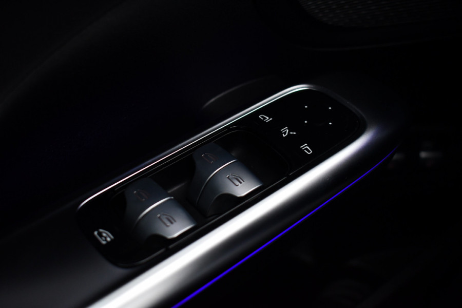 Mercedes-Benz C-Klasse Estate 300 e AMG Line Pano Trekh Distronic Night 360-cam