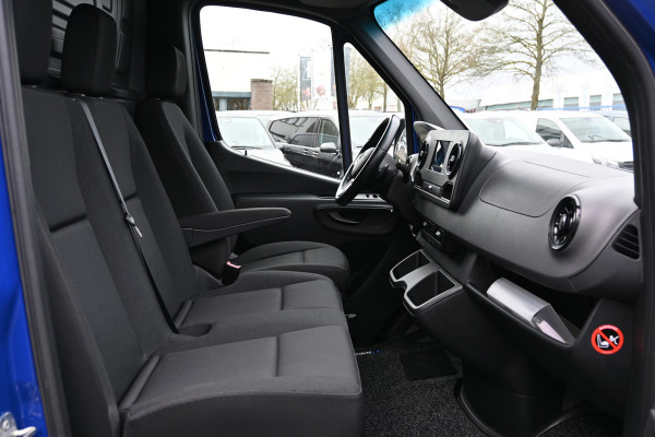 Mercedes-Benz Sprinter 315 CDI L2H2 RWD LED, Distronic, 360 Camera, Navigatie