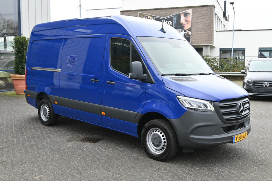 Mercedes-Benz Sprinter 315 CDI L2H2 RWD LED, Distronic, 360 Camera, Navigatie