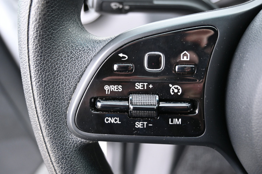 Mercedes-Benz Sprinter 317 CDI L2H1 RWD MBUX met navigatie en camera, Geveerde stoel, Brake assyst, Etc.