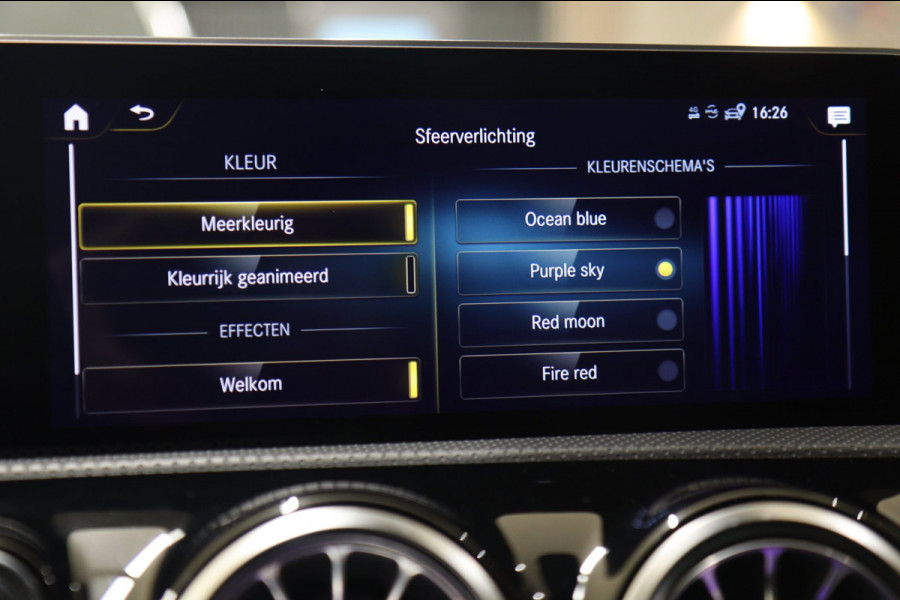 Mercedes-Benz A-Klasse 250 AMG EDITION PANO/BURM/STOELVER/360CAM/VOL