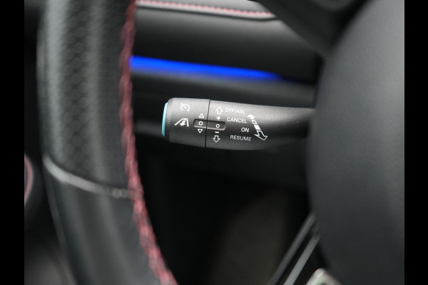 MG EHS 1.5 TGDI Luxury Plug In Hybrid 258pk PHEV | Panodak | Adaptive Cruise | 360 Camera | Lederen Sportstoelen Verwarmd | Sfeerverlichting | Keyless | Apple Carplay | Blis | Navigatie | Virtual | DAB |