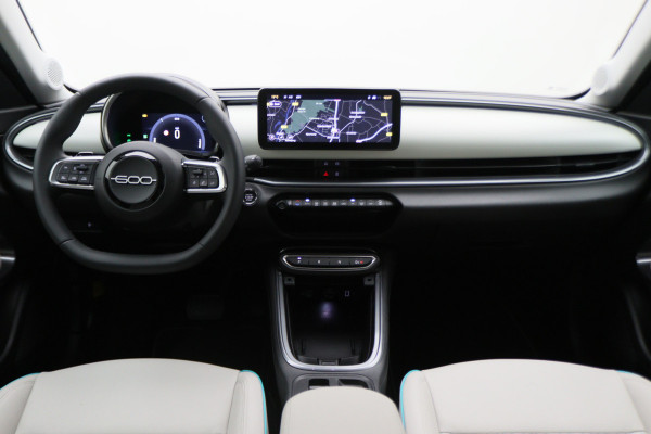 Fiat 600 1.2 Hybrid La Prima Leer, ACC, Keyless, Apple Carplay, Stoelverwarming, 18"