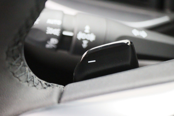 Fiat 600 1.2 Hybrid La Prima Leer, ACC, Keyless, Apple Carplay, Stoelverwarming, 18"