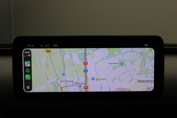 Fiat 600 1.2 Hybrid La Prima Leer, ACC, Keyless, Apple Carplay, Stoelverwarming, 18"