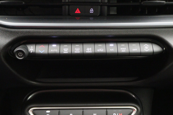 Fiat 600 1.2 Hybrid La Prima Leer, ACC, Keyless, Apple Carplay, Stoelverwarming, 18"