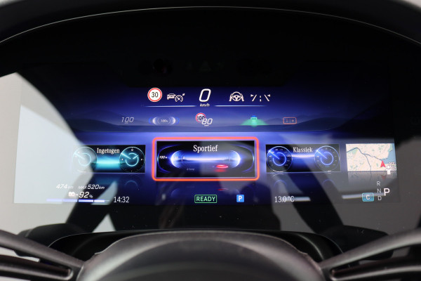 Mercedes-Benz EQE SUV 350+ AMG Line 96 kWh | Airmatic | Hyperscreen | Achterasbesturing | Distronic+ | Massage | Trekhaak | Burmester | HUD | Stoelventilatie | Verwarmd Stuurwiel | Digital Light | Leder | 22kW |