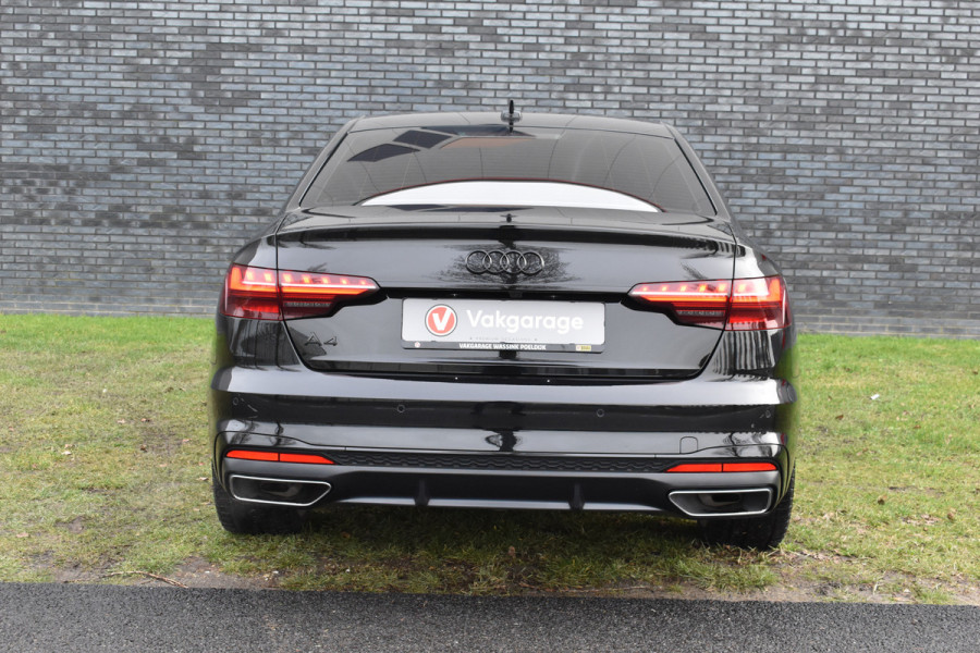 Audi A4 Limousine 35 TFSI S-line 2.0 Mild Hybrid S-line black edition Automaat Leder interieur