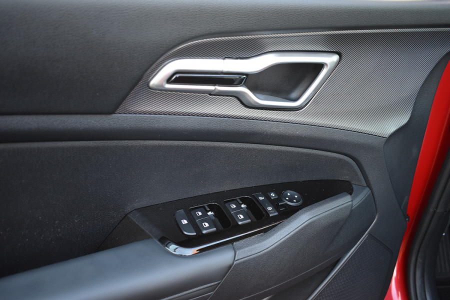 Kia Sportage 1.6 T-GDi Hybrid DynamicLine Navigatie Hybride Automaat