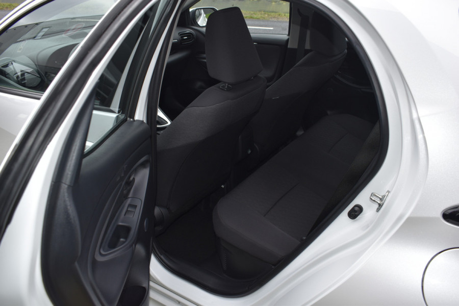 Mazda 2 Hybrid 1.5 Pure Hybride automaat wit stoelverwarming Carplay