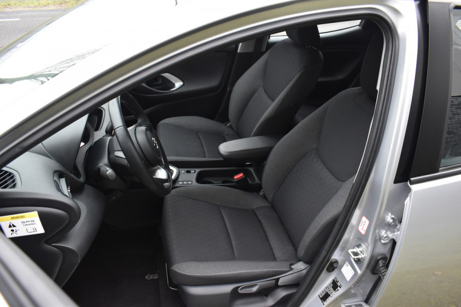 Mazda 2 Hybrid 1.5 Pure Hybride automaat grijs stoelverwarming Carplay