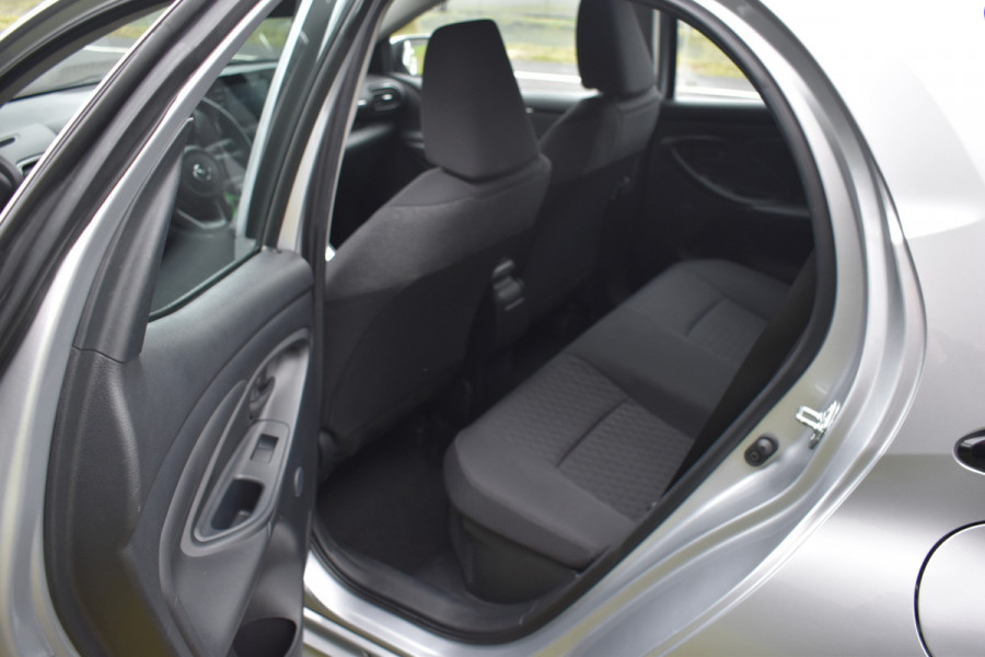 Mazda 2 Hybrid 1.5 Pure Hybride automaat grijs stoelverwarming Carplay