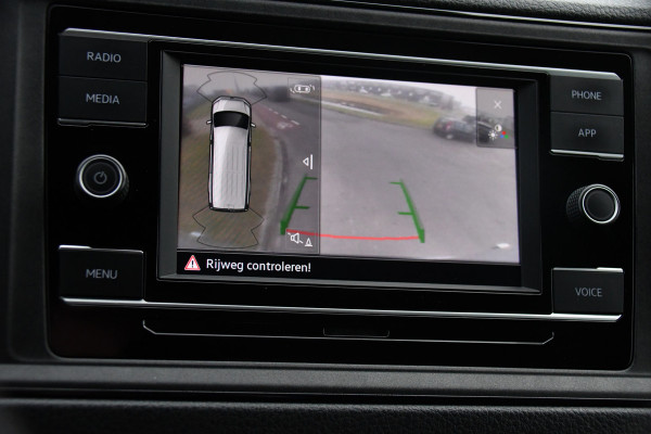 Volkswagen Crafter 30 2.0 TDI L3H3 PB Edition Camera, Carplay, Stoelverwarming, Sensoren, 140pk, Automaat, multimedia, Uniek!