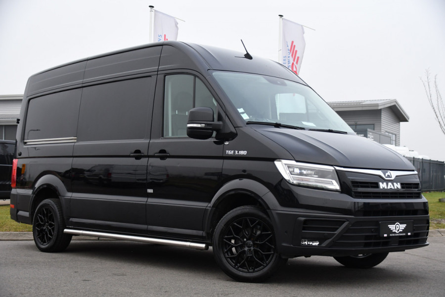 MAN TGE 3.180 35 2.0 L3H3 Black Edition Adaptieve Cruise, Camera, Stoelverwarming, 177pk, Leder, Clima, LED, Trekhaak, Uniek!