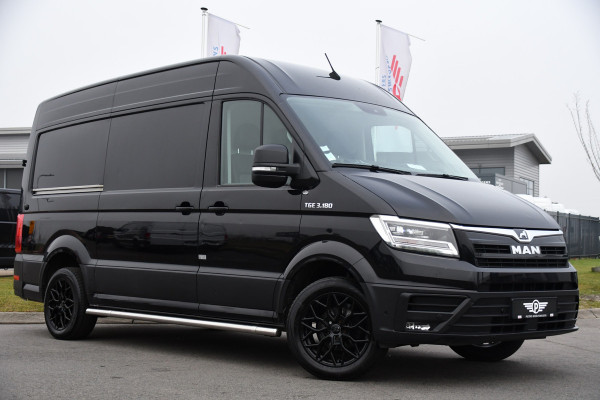 MAN TGE 3.180 35 2.0 L3H3 Black Edition Adaptieve Cruise, Camera, Stoelverwarming, 177pk, Leder, Clima, LED, Trekhaak, Uniek!