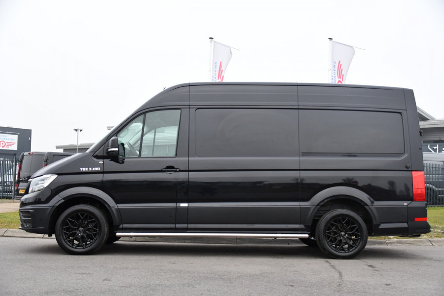 MAN TGE 3.180 35 2.0 L3H3 Black Edition Adaptieve Cruise, Camera, Stoelverwarming, 177pk, Leder, Clima, LED, Trekhaak, Uniek!