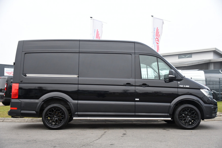 MAN TGE 3.180 35 2.0 L3H3 Black Edition Adaptieve Cruise, Camera, Stoelverwarming, 177pk, Leder, Clima, LED, Trekhaak, Uniek!