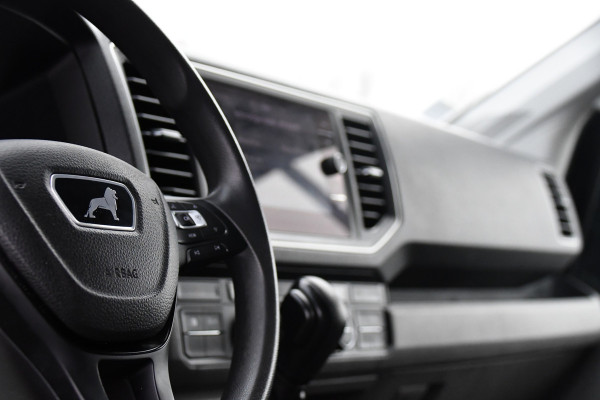 MAN TGE 3.180 35 2.0 L3H3 Black Edition Adaptieve Cruise, Camera, Stoelverwarming, 177pk, Leder, Clima, LED, Trekhaak, Uniek!