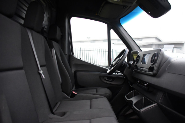 Mercedes-Benz Sprinter 317 1.9 CDI L2H2 RWD PB Edition Carplay, 170pk, 3500kg Trekhaak, Multimedia, Automaat, Airco, Uniek!