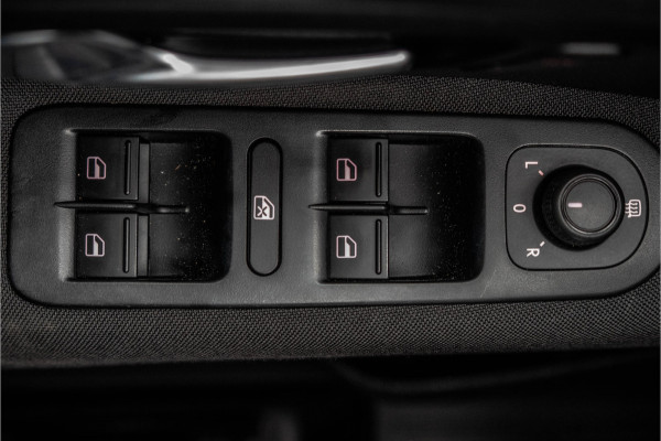 Volkswagen Amarok 3.0 V6 | 4Motion | 204 PK | Automaat | Carplay | Cruise | Airco | 3.3T Trekgewicht