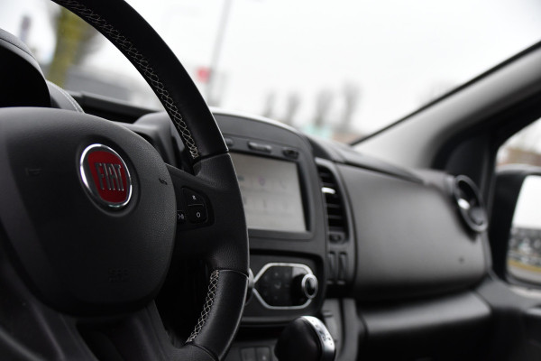 Fiat Talento 2.0 MultiJet L2H1 DC Irmscher Black Edition Camera, Cruise, Carplay, Leder, 170pk, Automaat, 2 x Schuifdeur, Trekhaak, Uniek!