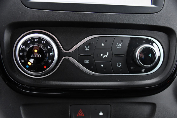 Fiat Talento 2.0 MultiJet L2H1 DC Irmscher Black Edition Camera, Cruise, Carplay, Leder, 170pk, Automaat, 2 x Schuifdeur, Trekhaak, Uniek!