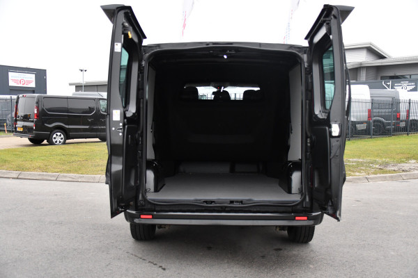 Fiat Talento 2.0 MultiJet L2H1 DC Irmscher Black Edition Camera, Cruise, Carplay, Leder, 170pk, Automaat, 2 x Schuifdeur, Trekhaak, Uniek!