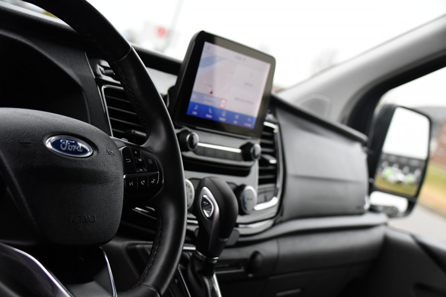 Ford Transit Custom 300 2.0 TDCI L2H1 Limited DC Black Edition Camera, Cruise, Carplay, 170pk, 2 x Schuifdeur, Stoelverwarming, Automaat, Sensoren, Uniek!