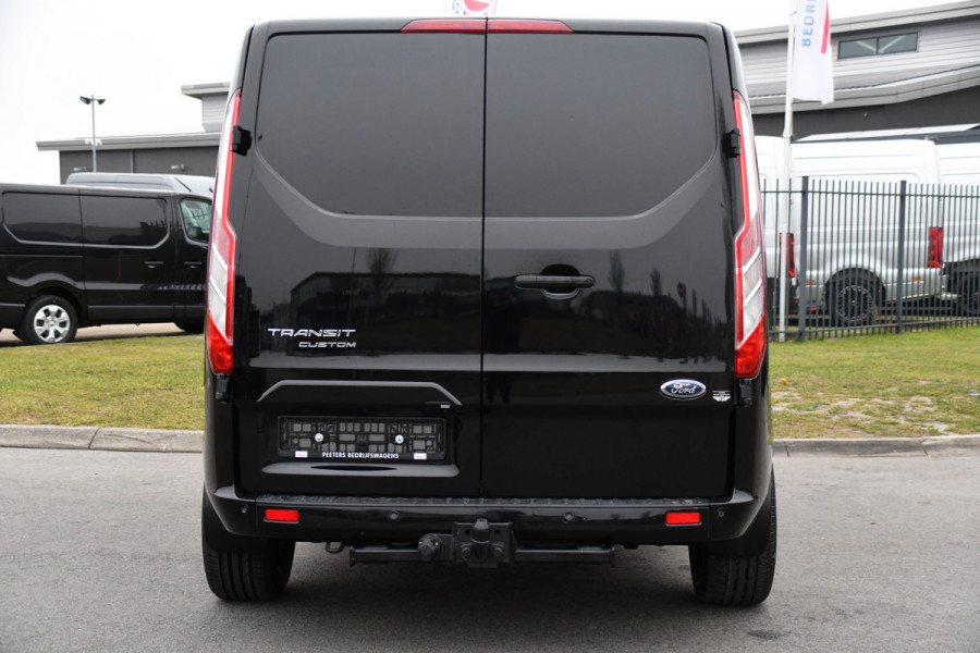 Ford Transit Custom 300 2.0 TDCI L2H1 Limited DC Black Edition Camera, Cruise, Carplay, 170pk, 2 x Schuifdeur, Stoelverwarming, Automaat, Sensoren, Uniek!
