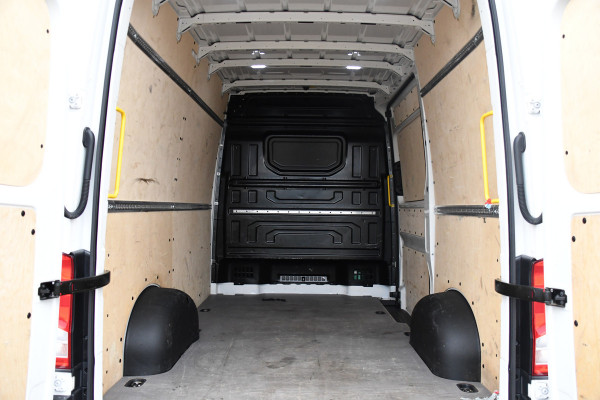 MAN TGE 3.140 35 2.0 L3H3 PB Edition Camera, Cruise, Carplay, 140pk, Automaat, Stoelverwarming, NAVI, Multimedia, Uniek!