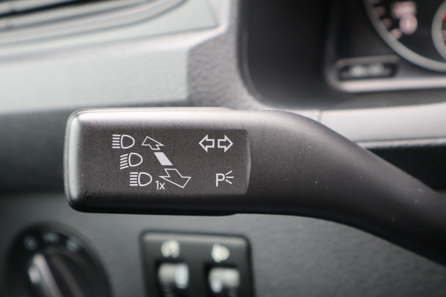 Volkswagen Caddy 2.0 TDI L2 H1 Maxi Airco Navigatie