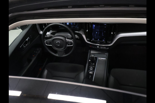Volvo XC60 2.0 T6 Plug-in hybrid AWD Inscription [SCHUIFKANTELDAK, APPLE CARPLAY, ANDROID, CAMERA, ADAPTIVE CRUISE, CLIMATE, NIEUWSTAAT]