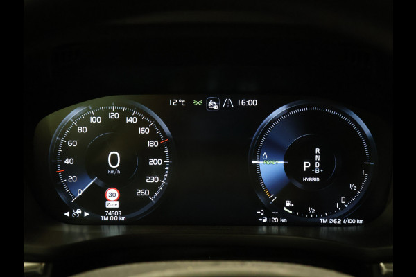 Volvo XC60 2.0 T6 Plug-in hybrid AWD Inscription [SCHUIFKANTELDAK, APPLE CARPLAY, ANDROID, CAMERA, ADAPTIVE CRUISE, CLIMATE, NIEUWSTAAT]