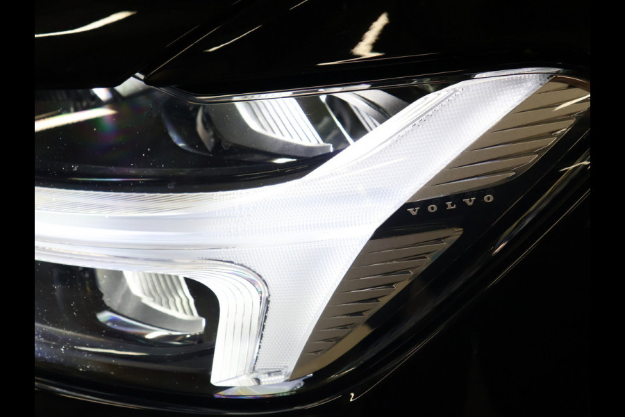 Volvo XC60 2.0 T6 Plug-in hybrid AWD Inscription [SCHUIFKANTELDAK, APPLE CARPLAY, ANDROID, CAMERA, ADAPTIVE CRUISE, CLIMATE, NIEUWSTAAT]