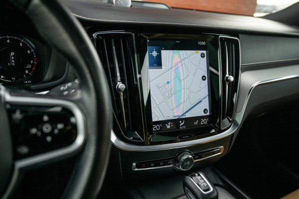 Volvo V60 2.0 T6 AWD Inscription 310pk Massage B&W Trekhaak