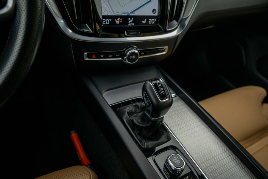 Volvo V60 2.0 T6 AWD Inscription 310pk Massage B&W Trekhaak