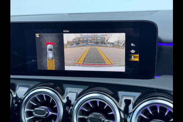 Mercedes-Benz A-Klasse 250 e AMG 45s Pano/Sfeer/AppleCar/Camera