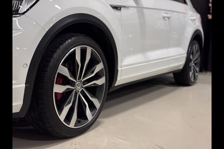 Volkswagen T-Roc 2.0 TSI 4Motion R-line | PANO | VIRTUAL | BEATS | VOL!